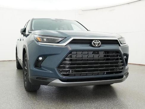 New 2026 Toyota Grand Highlander Limited FWD image 52