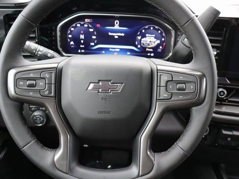 New 2026 Chevrolet Silverado 2500 ZR2 image 7