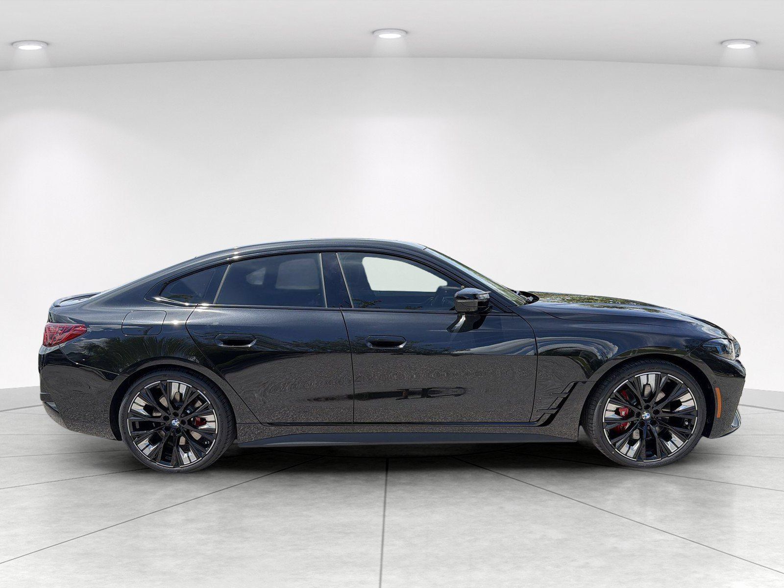 New 2027 BMW M440i w/ Premium Package RWD image 3