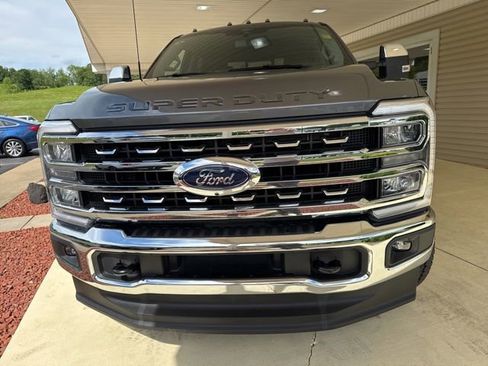 Used 2025 Ford F350 Lariat w/ Chrome Package AWD/4WD image 11