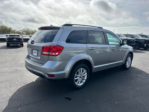 Used 2015 Dodge Journey SXT w/ Flexible Seating Group image 6