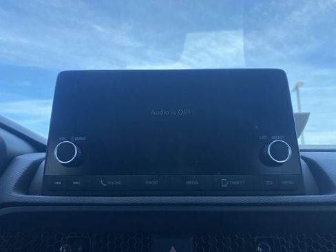 Used 2025 Honda CR-V Sport image 30