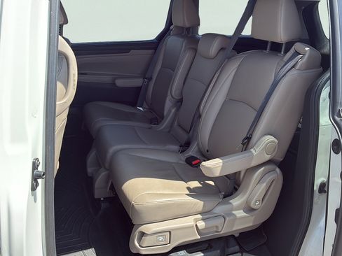 Used 2018 Honda Odyssey EX-L image 26