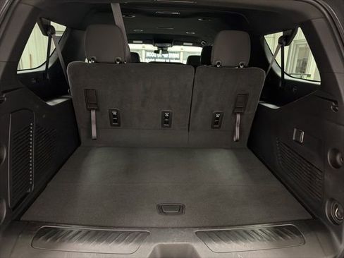 Used 2024 Chevrolet Suburban LS w/ Driver Alert Package image 29