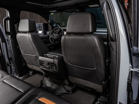 Used 2024 GMC Sierra 2500 AT4 w/ AT4 Premium Plus Package image 29