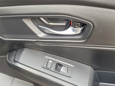 Used 2024 Honda Accord Sport image 12