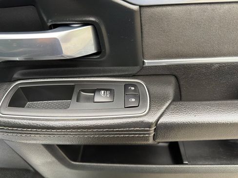 Used 2020 RAM 3500 Laramie RWD image 17