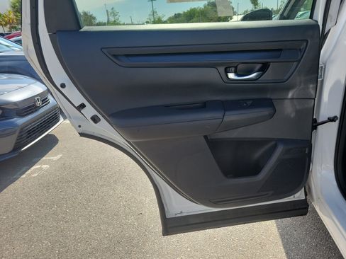 Used 2024 Honda CR-V EX image 13