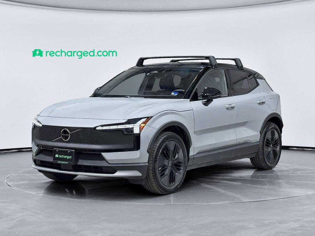 Used 2026 Volvo EX30 Cross Country Ultra w/ Protection Package Premier AWD/4WD image 1