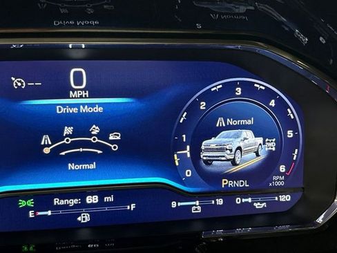 Used 2025 Chevrolet Silverado 1500 LT image 41