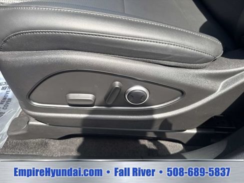 Used 2026 Hyundai Palisade SEL AWD/4WD image 18