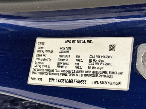 Used 2020 Tesla Model 3 Standard Range Plus RWD image 12