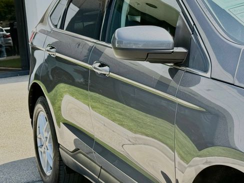 Used 2022 Ford Edge SEL AWD/4WD image 9
