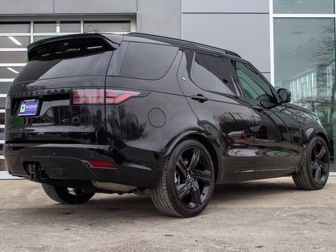 Used 2024 Land Rover Discovery Dynamic SE image 10