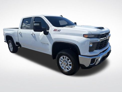 Used 2024 Chevrolet Silverado 2500 LT w/ All Star Edition AWD/4WD image 7