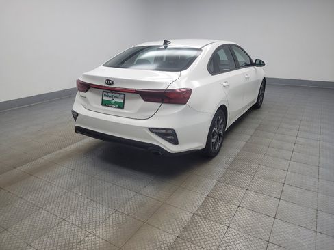 Used 2020 Kia Forte LXS FWD image 9