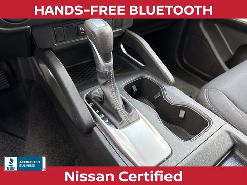 Used 2025 Nissan Frontier SV RWD image 9
