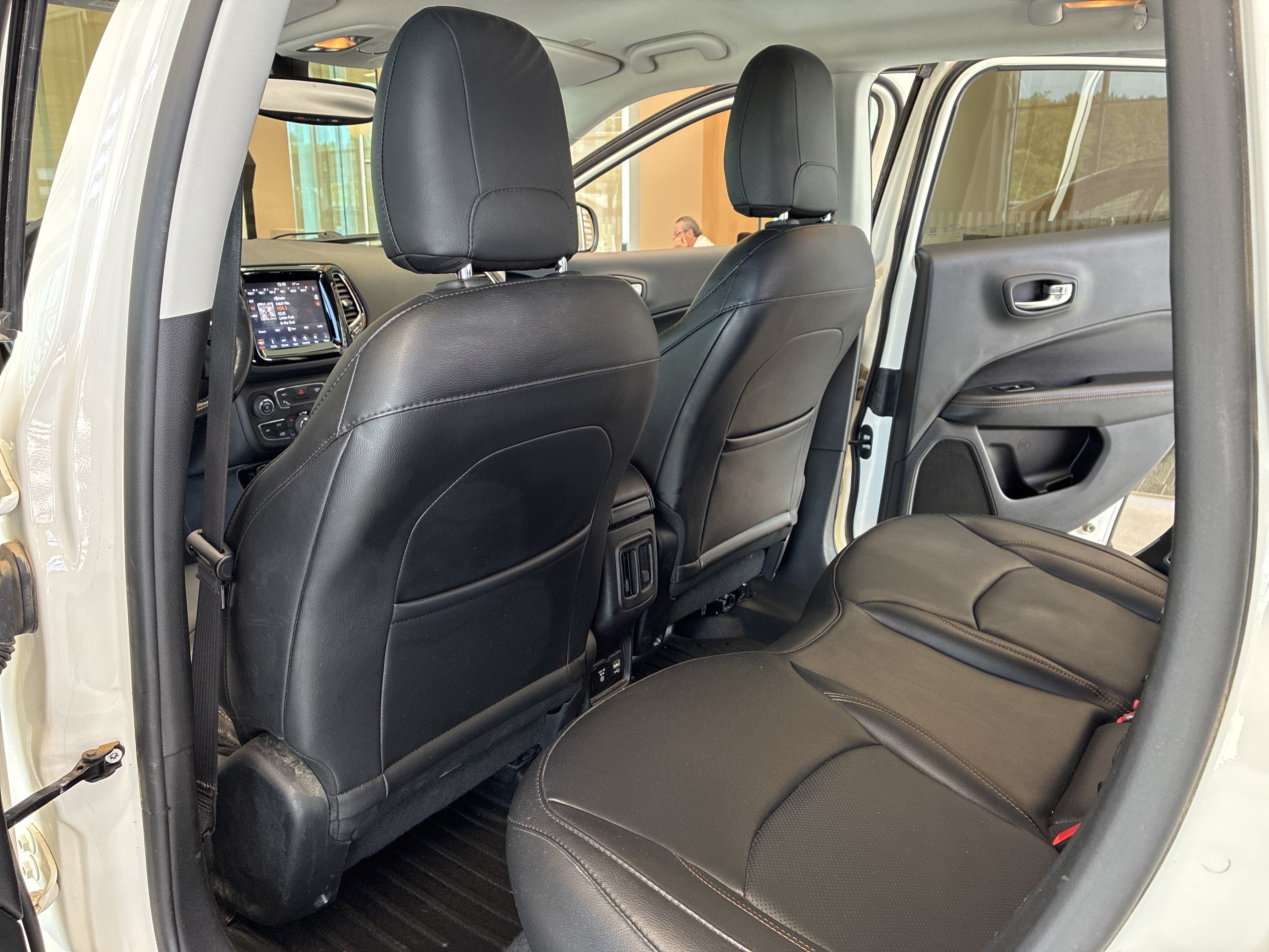 Used 2019 Jeep Compass Limited w/ Safety & Security Group AWD/4WD image 14