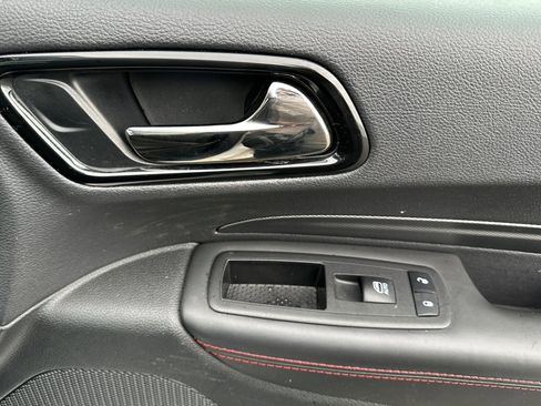 Used 2023 Dodge Durango GT image 21