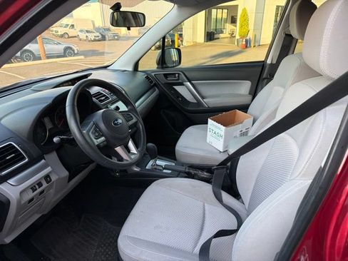 Used 2017 Subaru Forester 2.5i w/ Alloy Wheel Package AWD/4WD image 4
