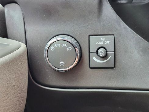 Used 2022 Chevrolet Express 3500 w/ Power Convenience Package RWD image 14