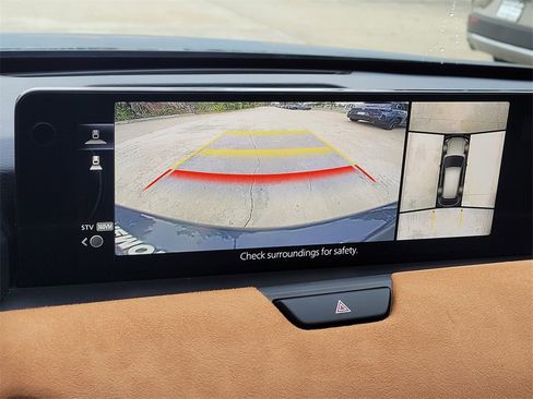 Certified 2025 MAZDA CX-70 3.3 Turbo S w/ Premium Plus image 17