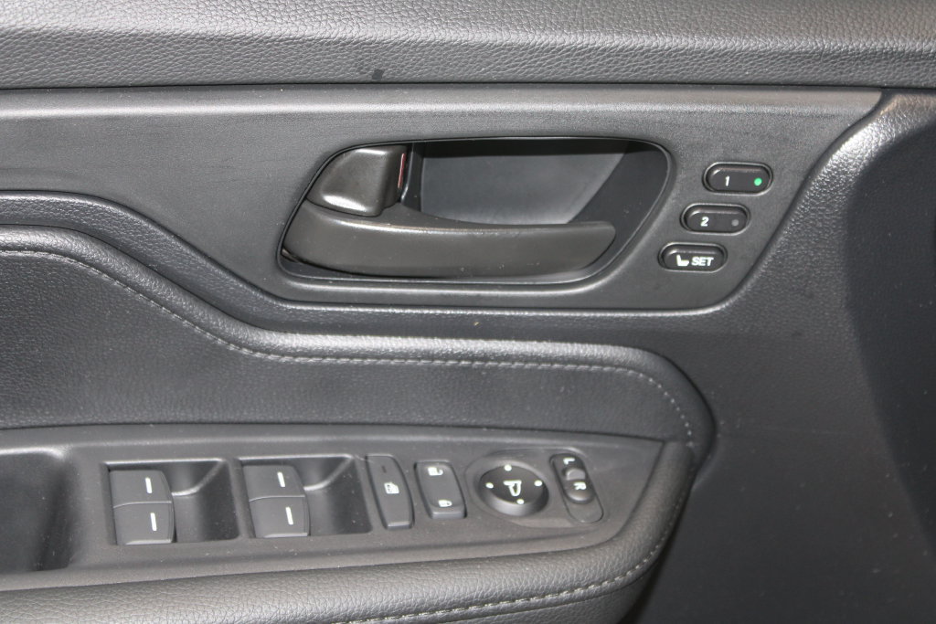Certified 2026 Honda Odyssey EX-L image 5