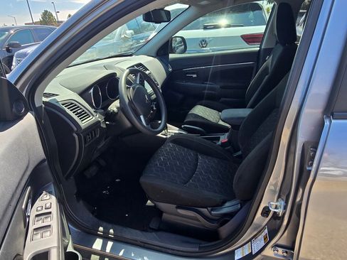 Used 2023 Mitsubishi Outlander Sport AWD image 11