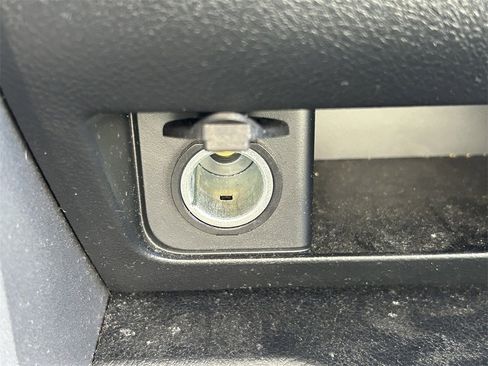 Used 2012 Toyota Tundra 2WD Double Cab image 31