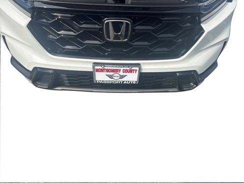Used 2025 Honda CR-V Sport image 24