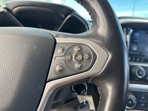 Used 2021 Chevrolet Colorado LT w/ Safety Package image 20