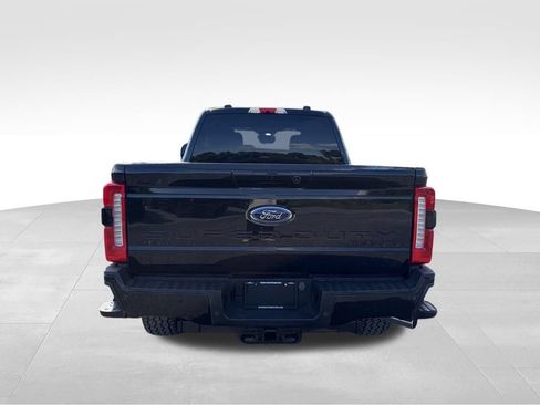 Used 2024 Ford F250 XLT w/ XLT Premium Package AWD/4WD image 18