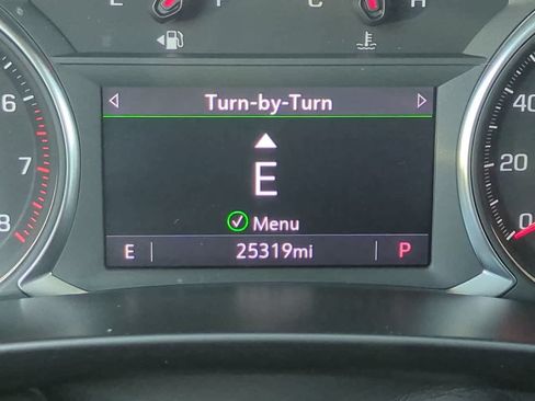 Used 2025 Chevrolet Blazer LT FWD image 25