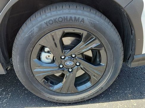 Used 2024 Subaru Crosstrek 2.0i image 7