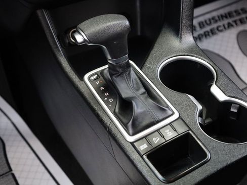 Used 2022 Kia Sportage LX image 40