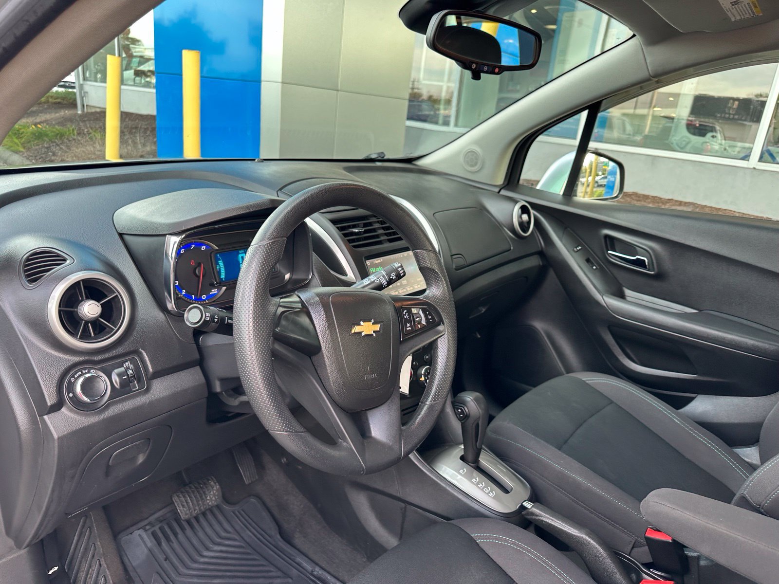 Used 2016 Chevrolet Trax LS w/ LPO, Protection Package AWD/4WD image 13