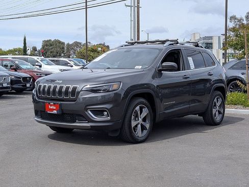 Used 2019 Jeep Cherokee Limited AWD/4WD image 7