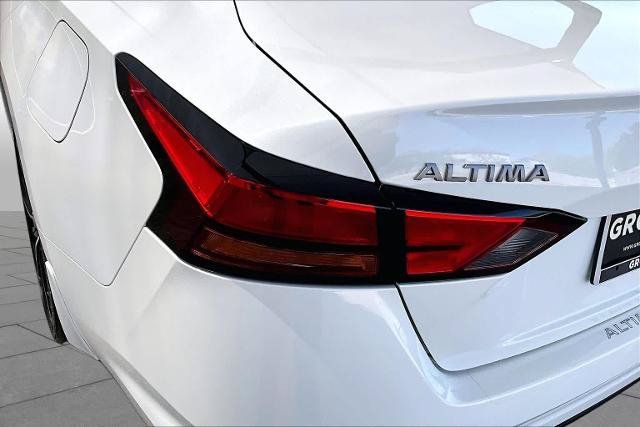 Certified 2025 Nissan Altima 2.5 SR w/ SR Premium Package AWD/4WD image 29