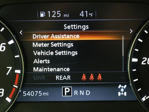 Used 2023 Nissan Frontier SV image 21