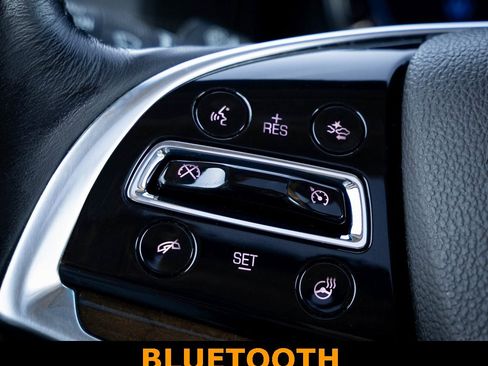 Used 2019 Cadillac Escalade Premium Luxury image 11