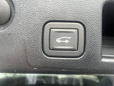 New 2026 Chevrolet Equinox LT w/ Convenience Package II FWD image 6