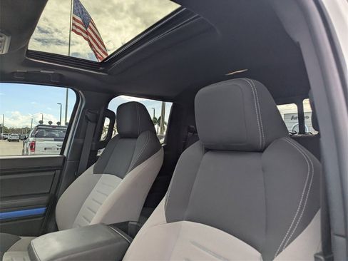 Used 2024 Toyota Tacoma TRD Sport image 21