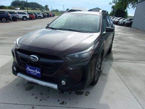 Used 2024 Subaru Outback Limited AWD/4WD image 5