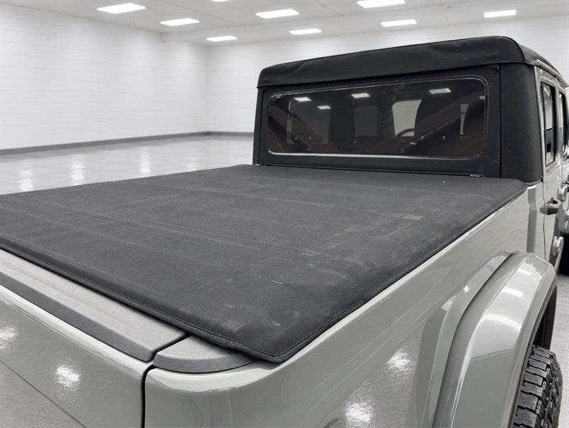 Used 2021 Jeep Gladiator Rubicon AWD/4WD image 7