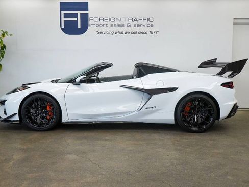Used 2026 Chevrolet Corvette ZR1 w/ ZR1 Carbon Fiber Aero Package RWD image 14