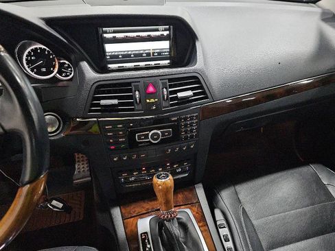 Used 2013 Mercedes-Benz E 550 Cabriolet image 9