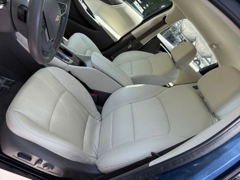 Used 2024 Chevrolet Malibu LT image 21