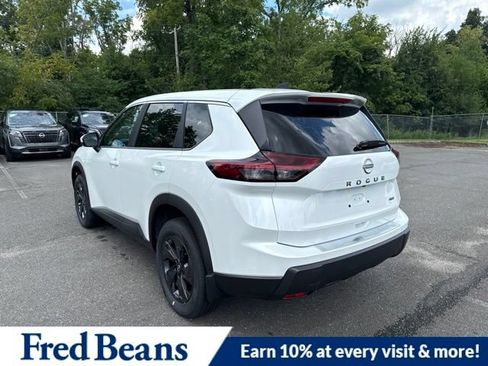 New 2026 Nissan Rogue SV w/ Cold Weather Package AWD/4WD image 6