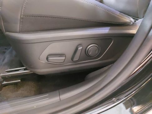 Certified 2025 Hyundai Tucson SEL AWD/4WD image 30