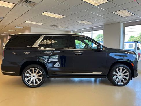 Certified 2023 Cadillac Escalade Premium Luxury Platinum AWD/4WD image 8